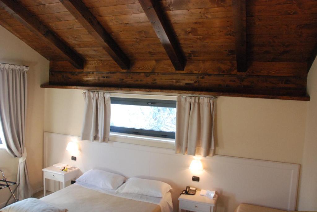 Albergo Della Ceramica Villanova Mondovì Kültér fotó