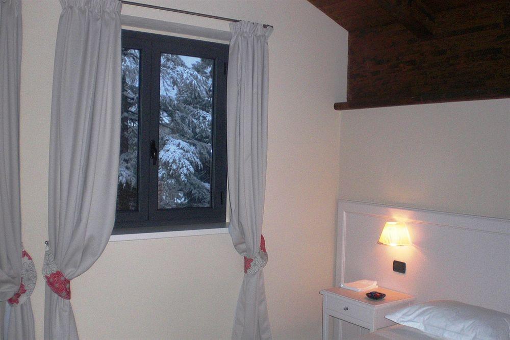 Albergo Della Ceramica Villanova Mondovì Kültér fotó